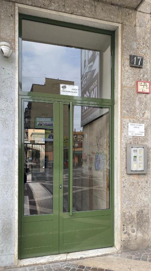 Leoncavallo House Milan Extérieur photo